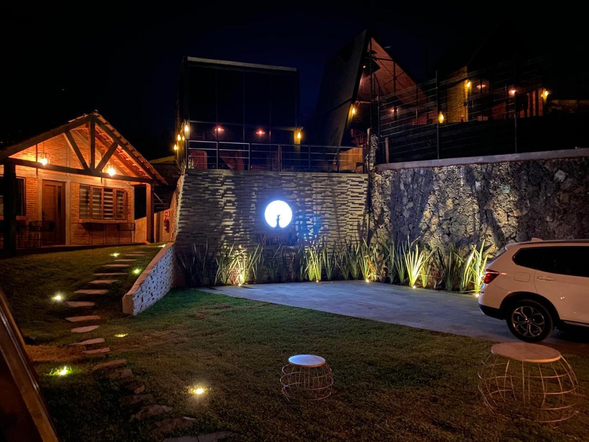 Hotel Macpalo เตโปซตลัน ภายนอก รูปภาพ