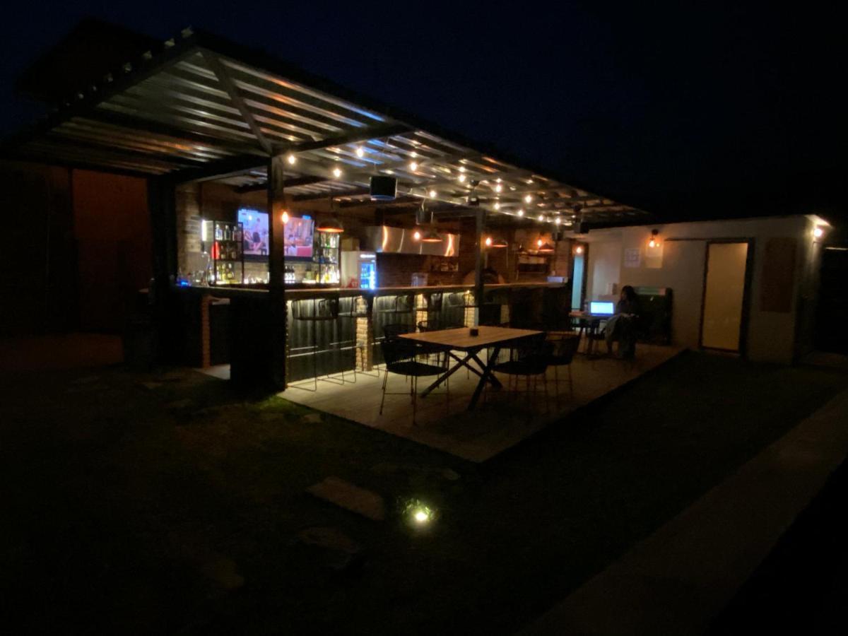 Hotel Macpalo เตโปซตลัน ภายนอก รูปภาพ