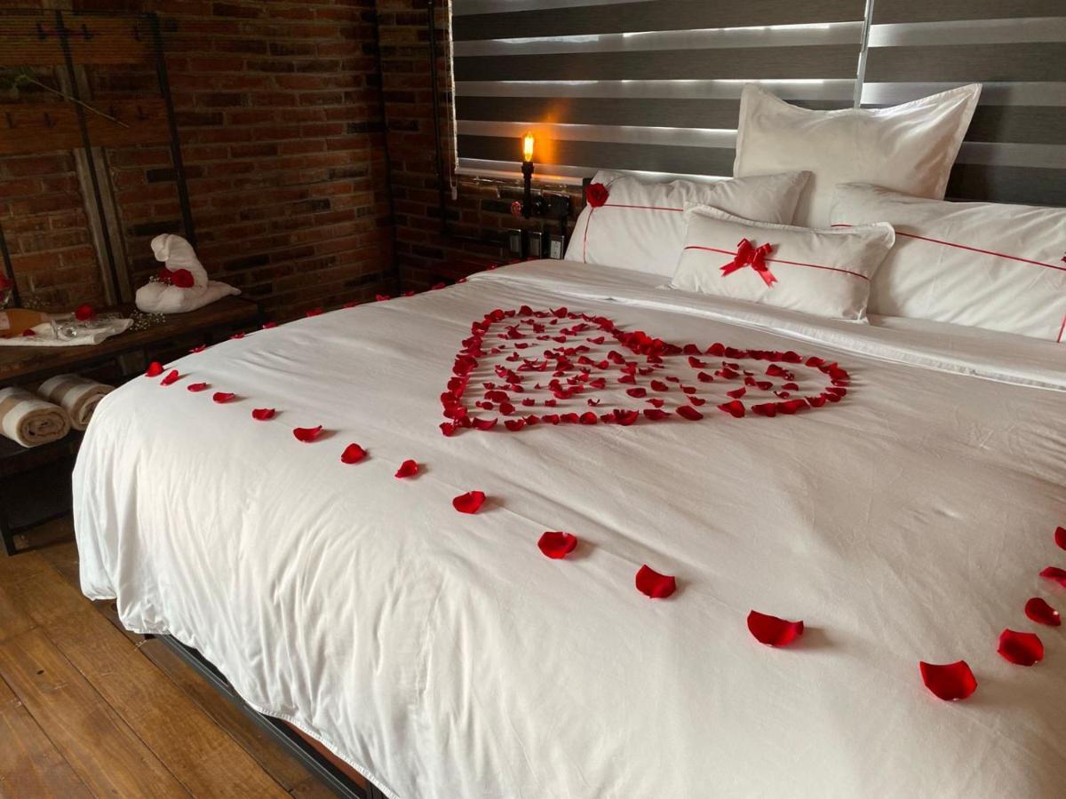 Hotel Macpalo เตโปซตลัน ภายนอก รูปภาพ